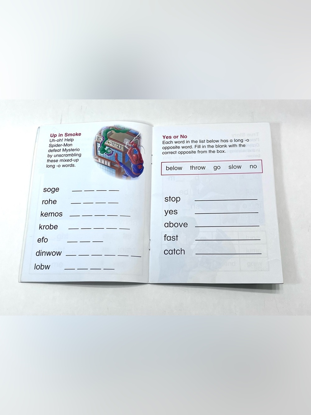 Spider-Man Activity Book - Picture 4 of 7